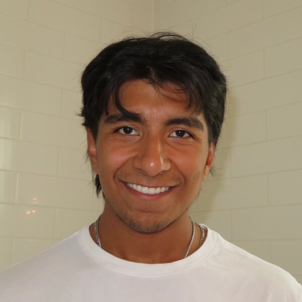 Headshot of Daniel Hernandez-Arroyo